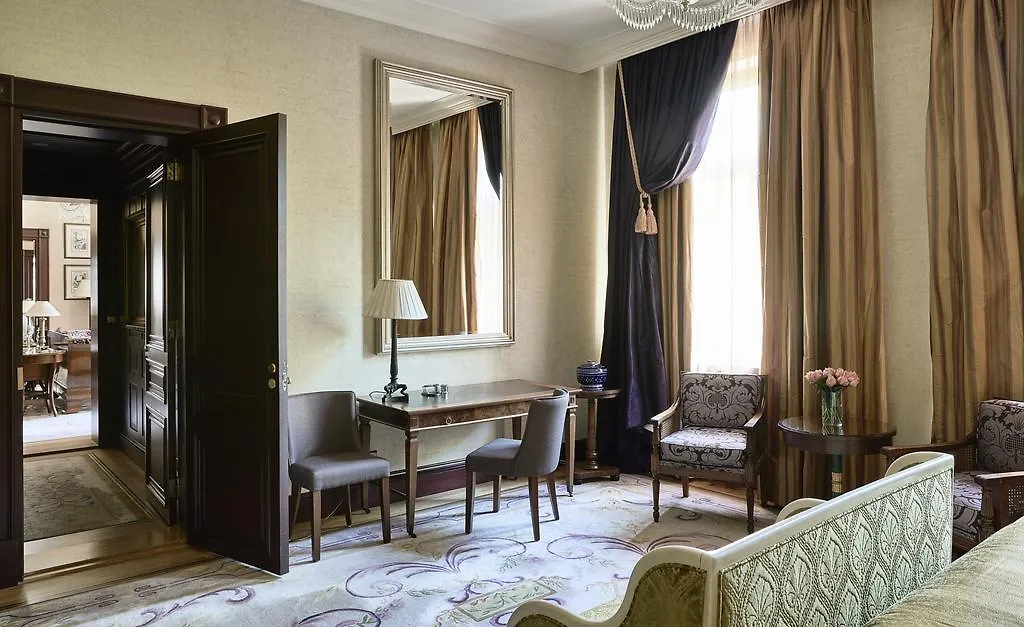 Hotel Kaemp Хельсинки